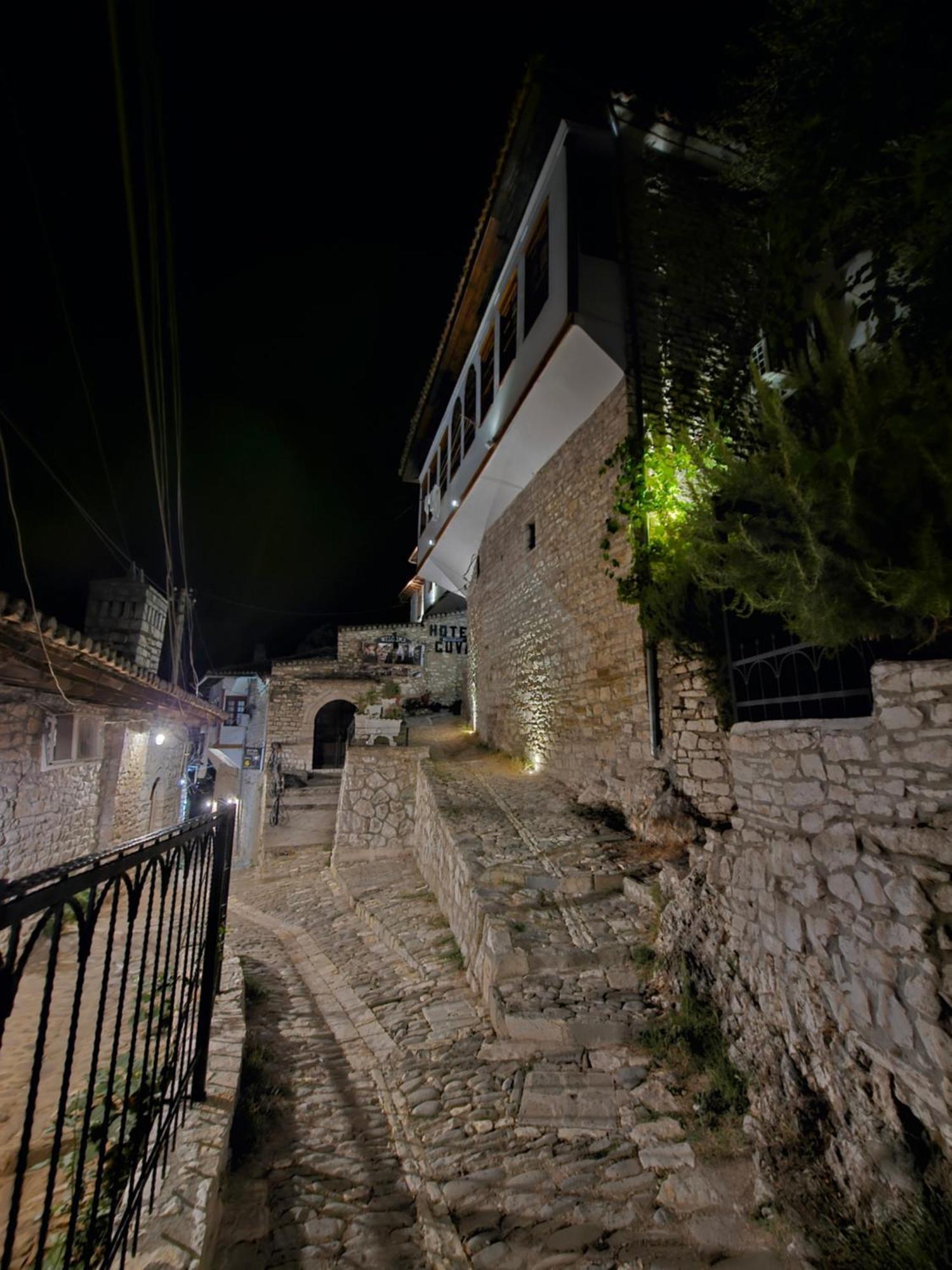 Guest House Panorama Berat Kültér fotó