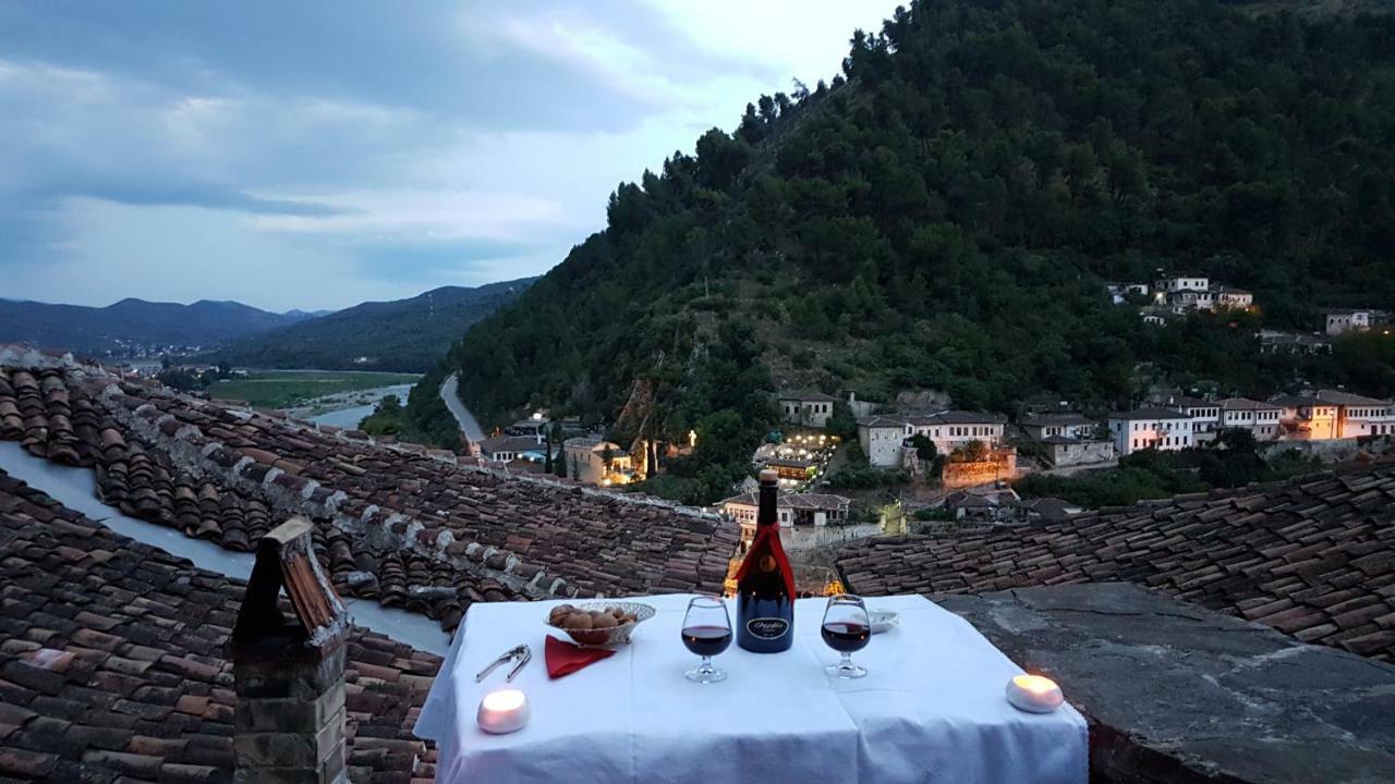 Guest House Panorama Berat Kültér fotó